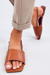 Sandále model 195624 Inello