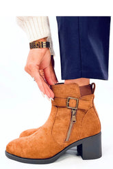 Topánky na opätku model 201386 Inello