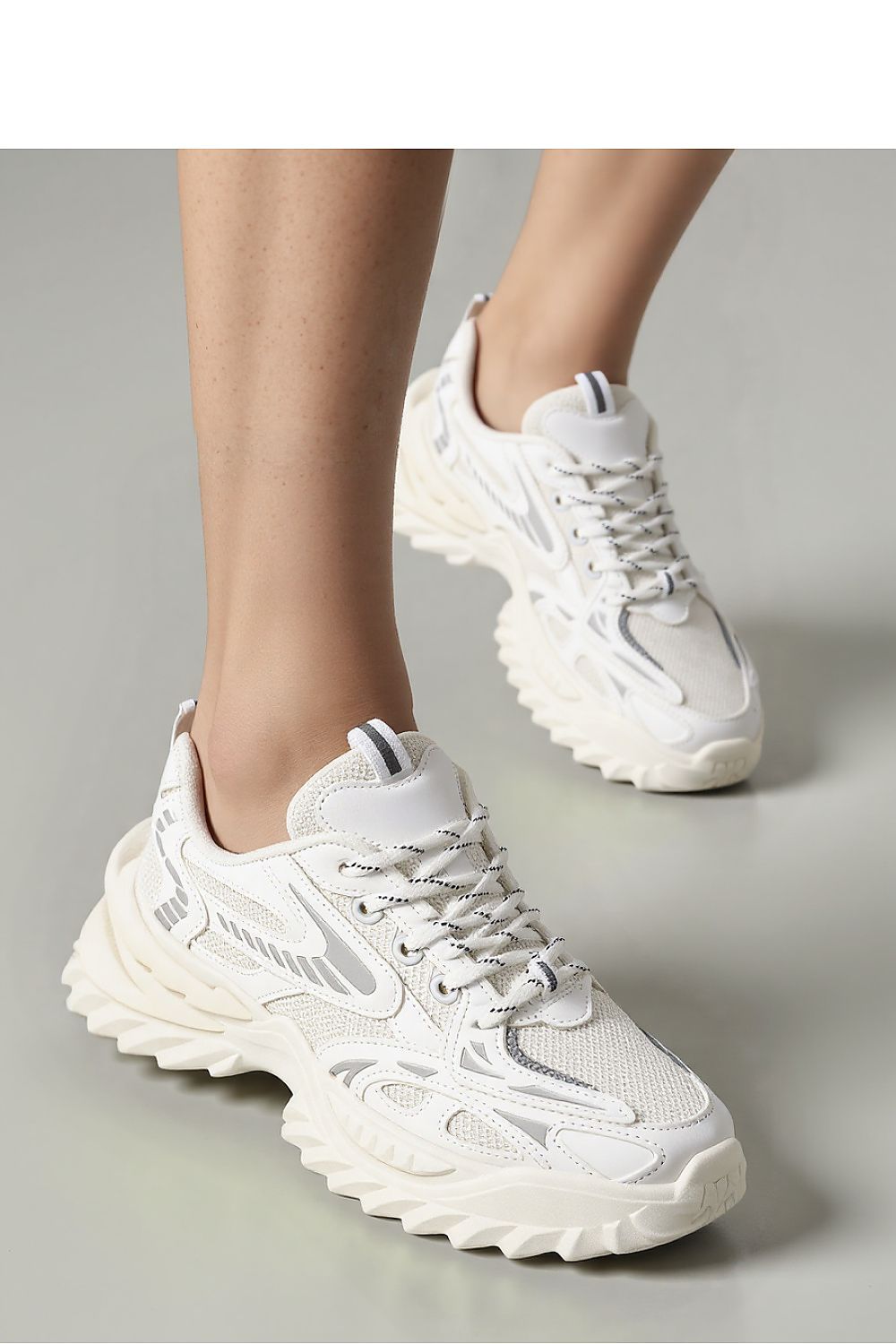 Športová obuv model 210215 Inello