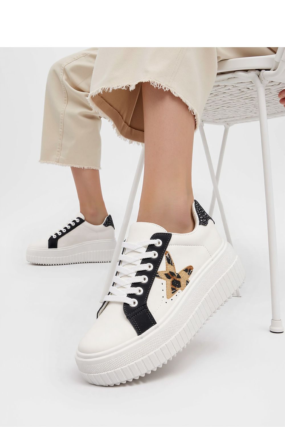 Športová obuv model 210231 Inello