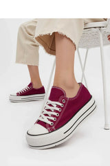 Tenisky model 210316 Inello