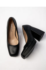 Lodičky na opätku model 210548 Inello
