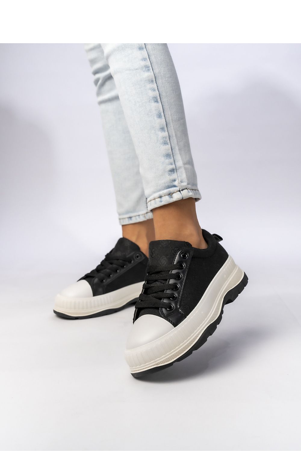 Športová obuv model 210574 Inello