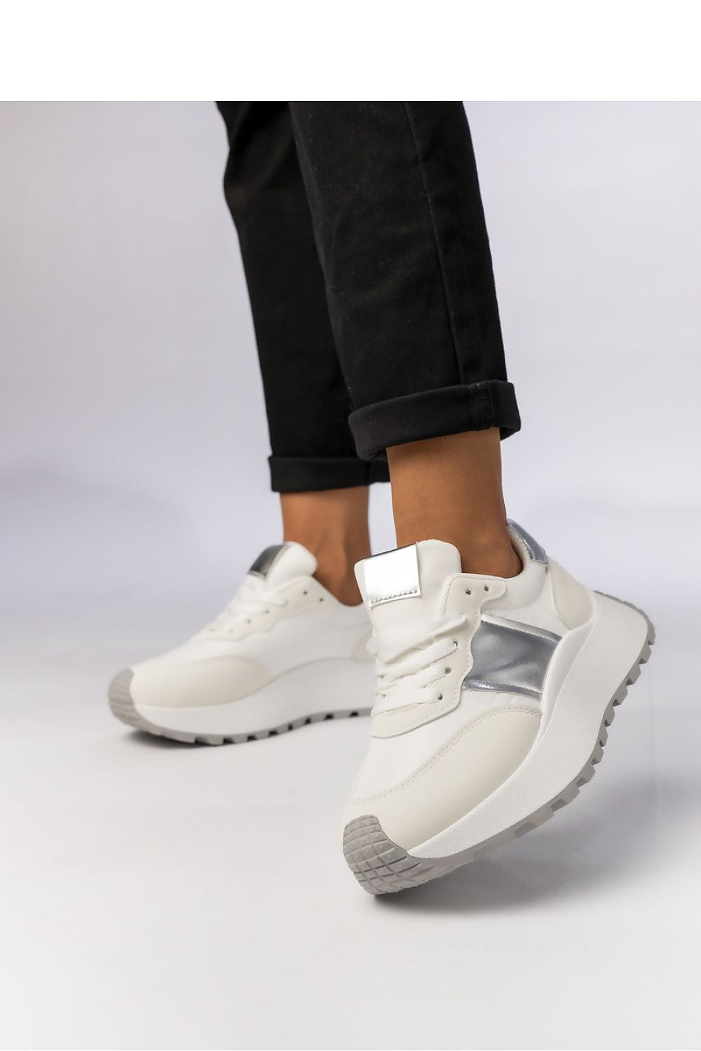 Športová obuv model 210588 Inello