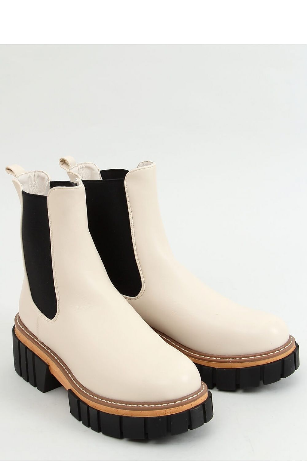 Topánky model 157797 Inello