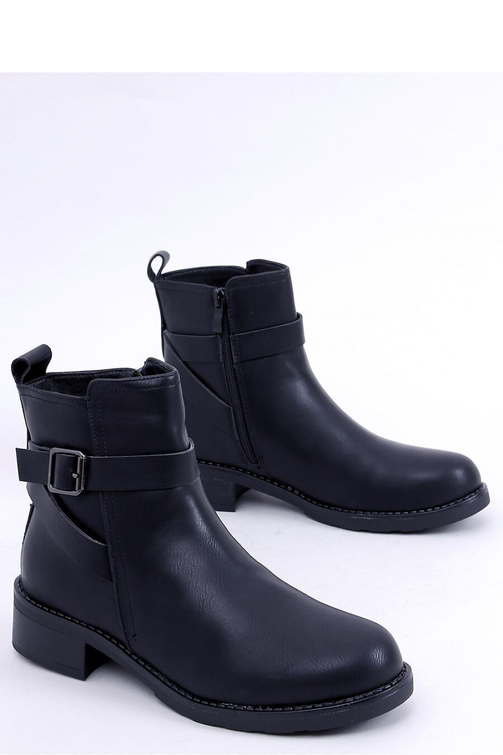 Topánky model 172855 Inello