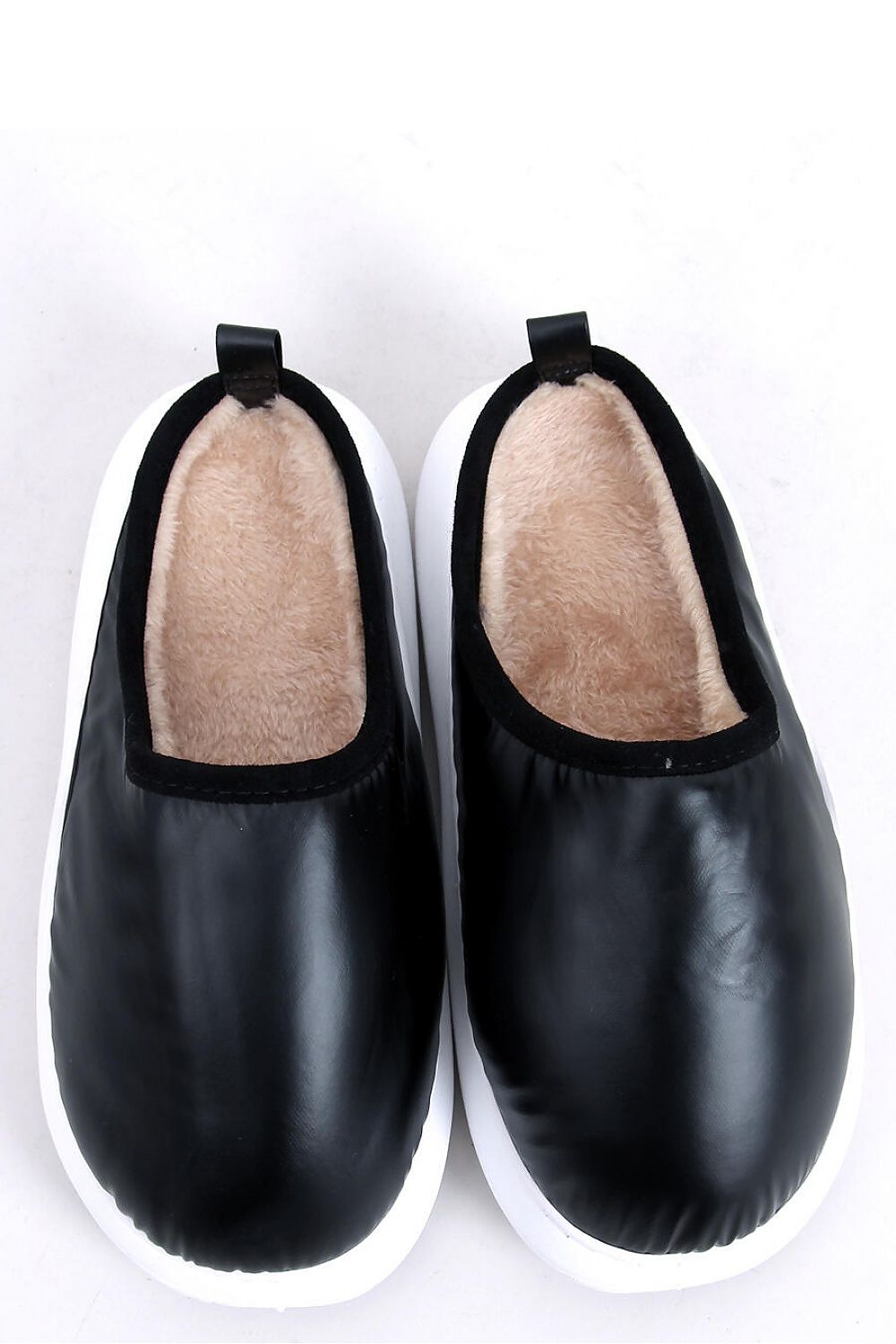 Papuče model 174501 Inello