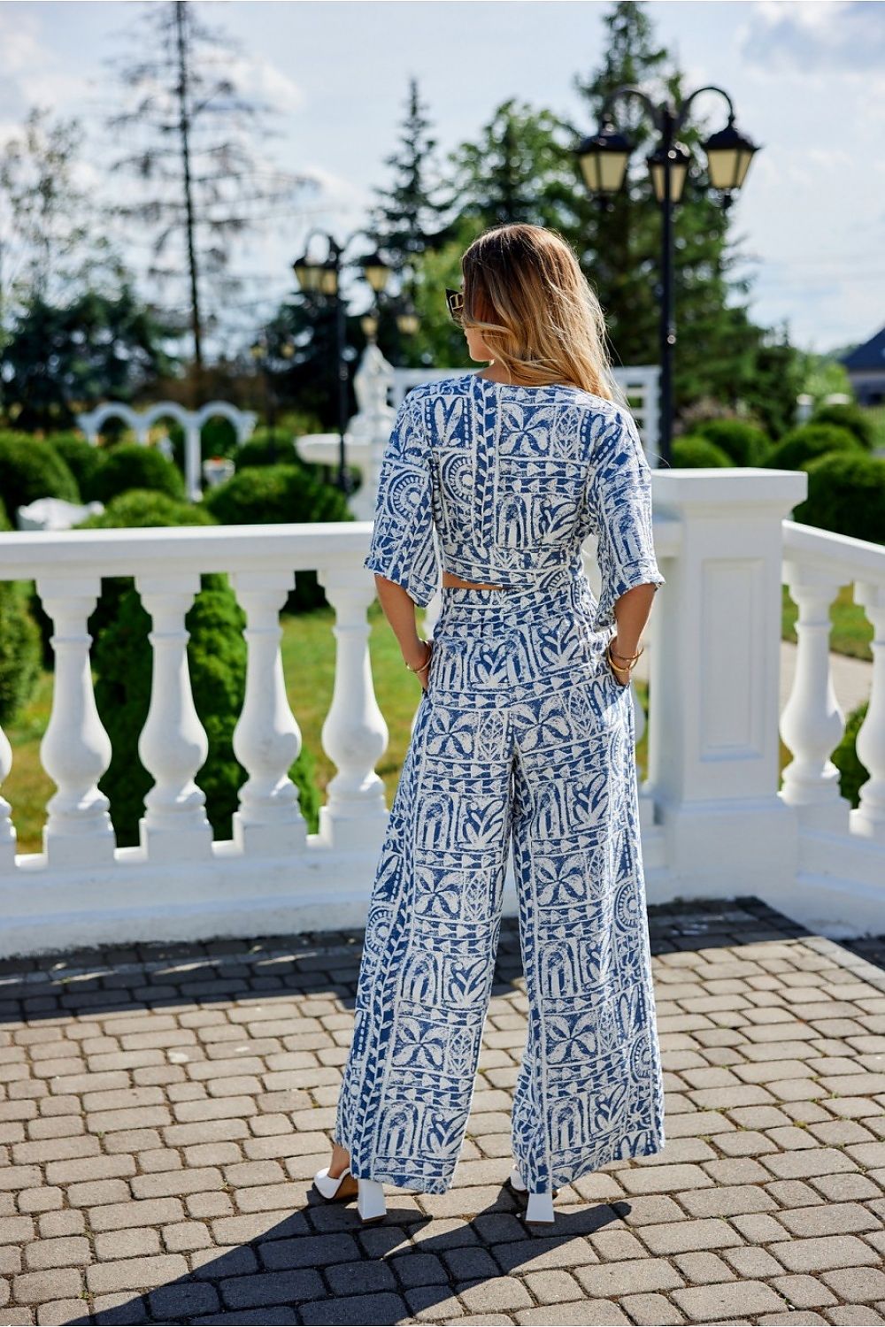  Blúzka model 198342 Roco Fashion 