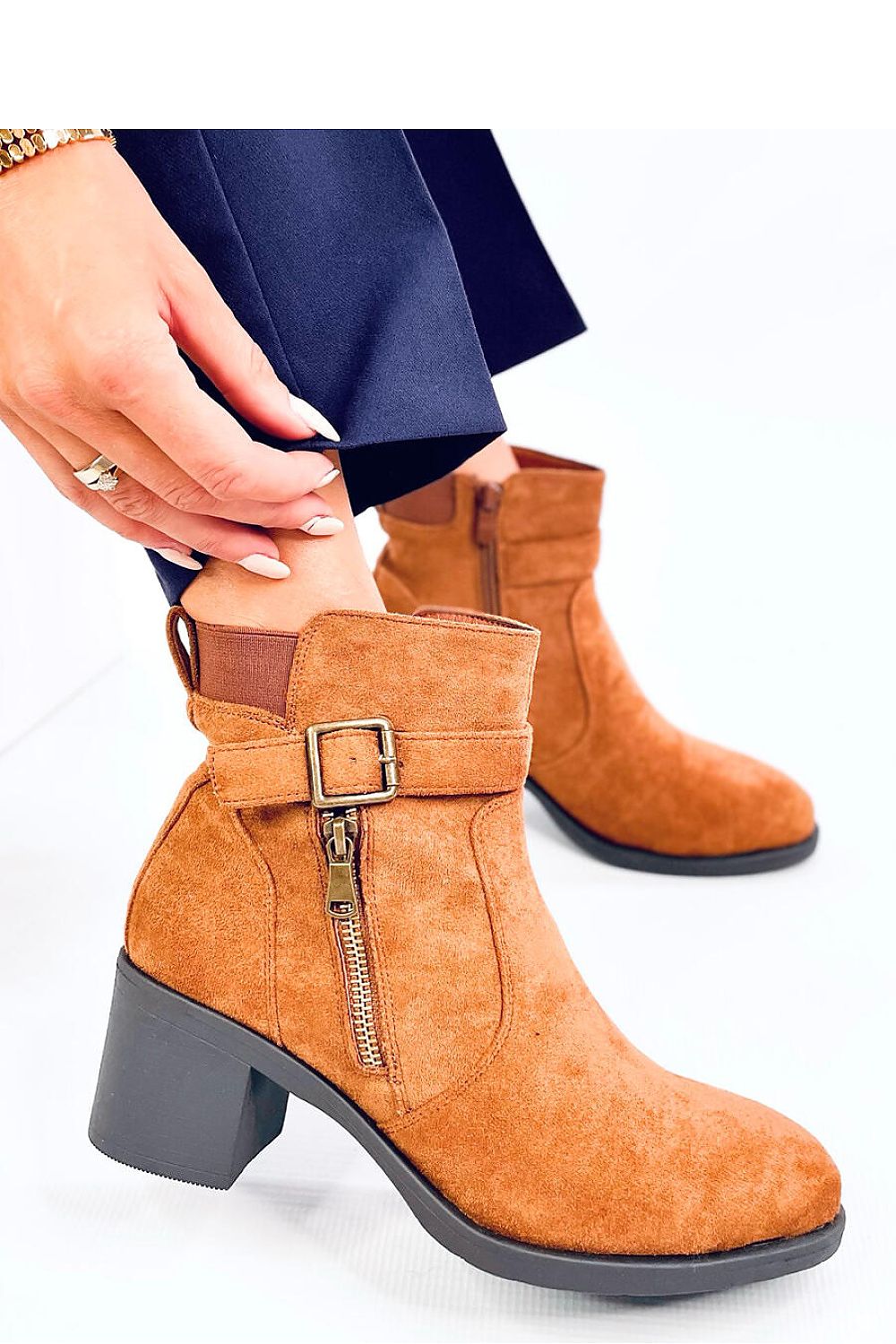  Topánky na opätku model 201386 Inello 