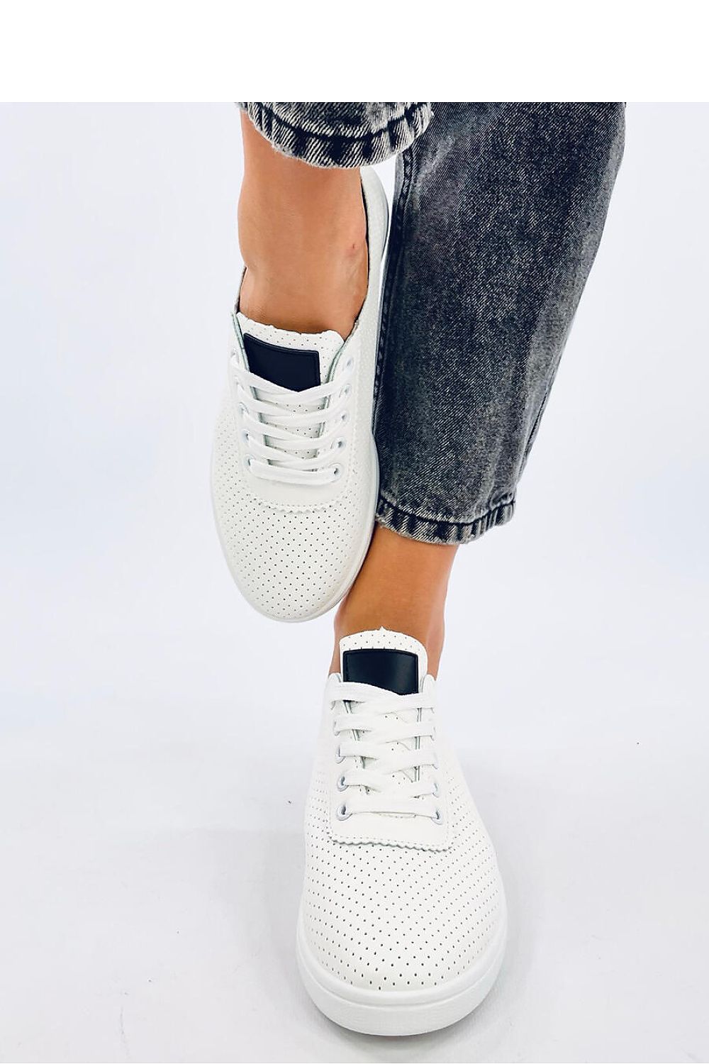  Tenisky model 206331 Inello 