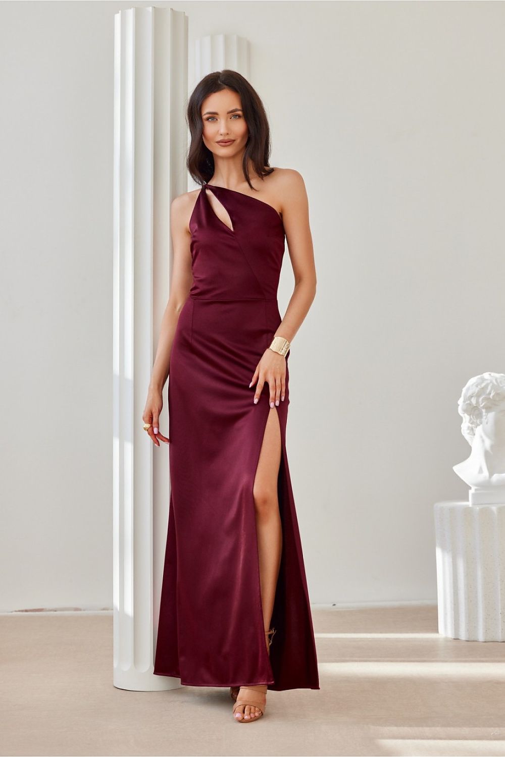  Dlhé šaty model 206976 Roco Fashion 