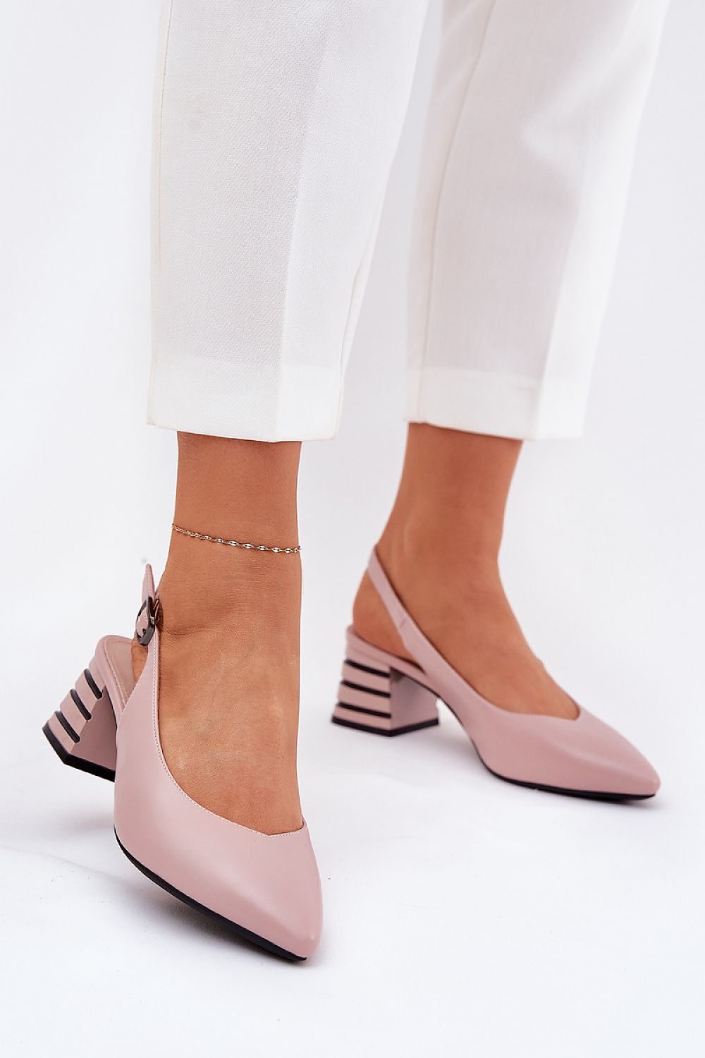  Sandále na opätkoch model 209776 Step in style 