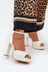  Sandále na opätkoch model 209894 Step in style 