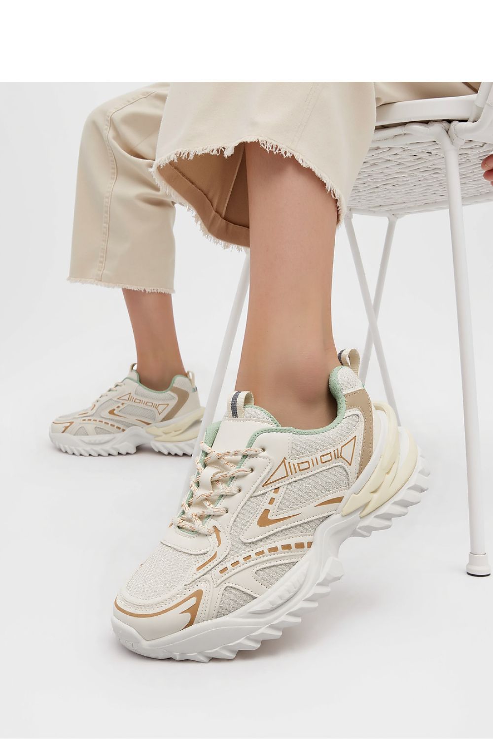  Športová obuv model 210197 Inello 