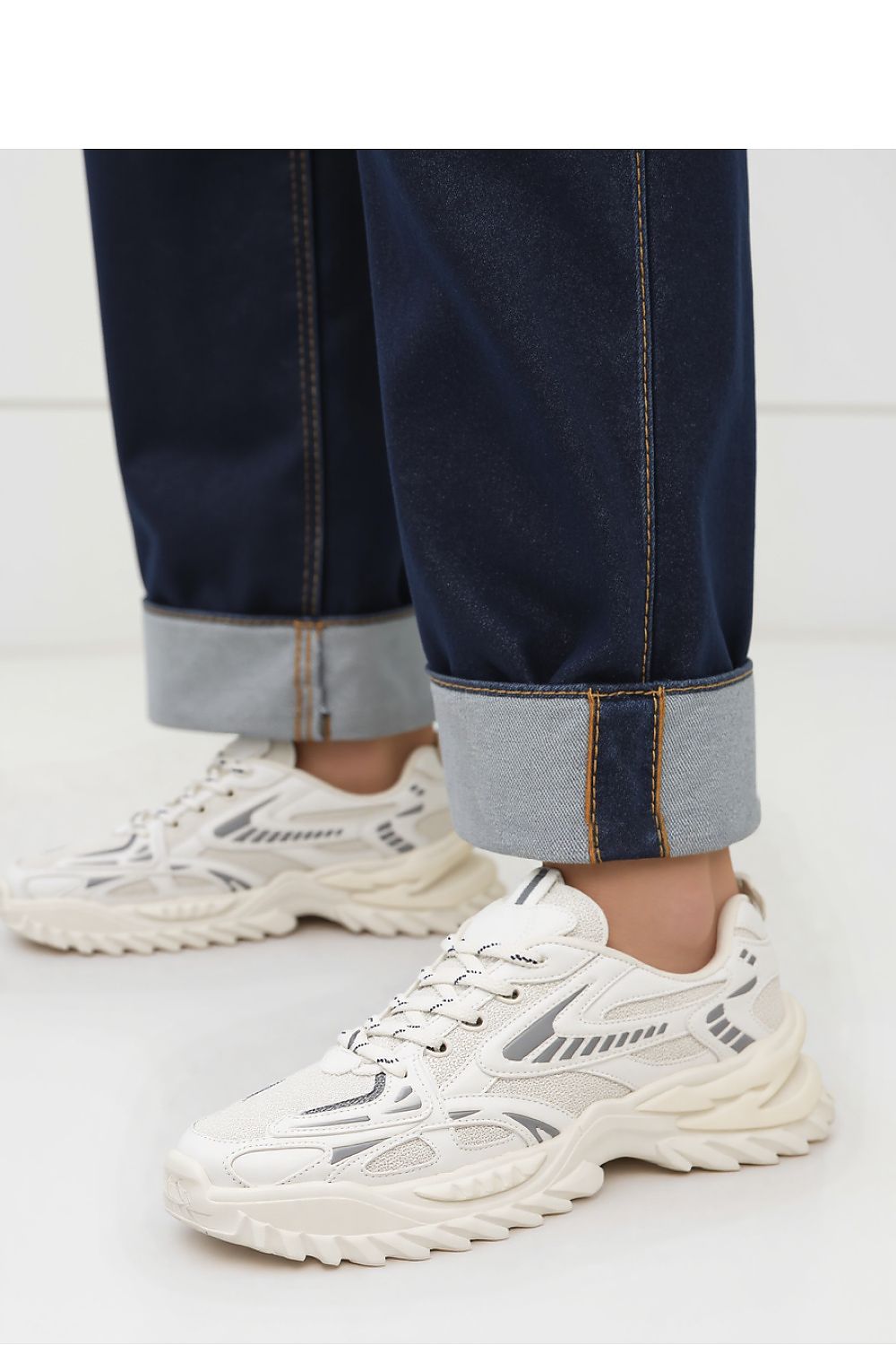  Športová obuv model 210215 Inello 