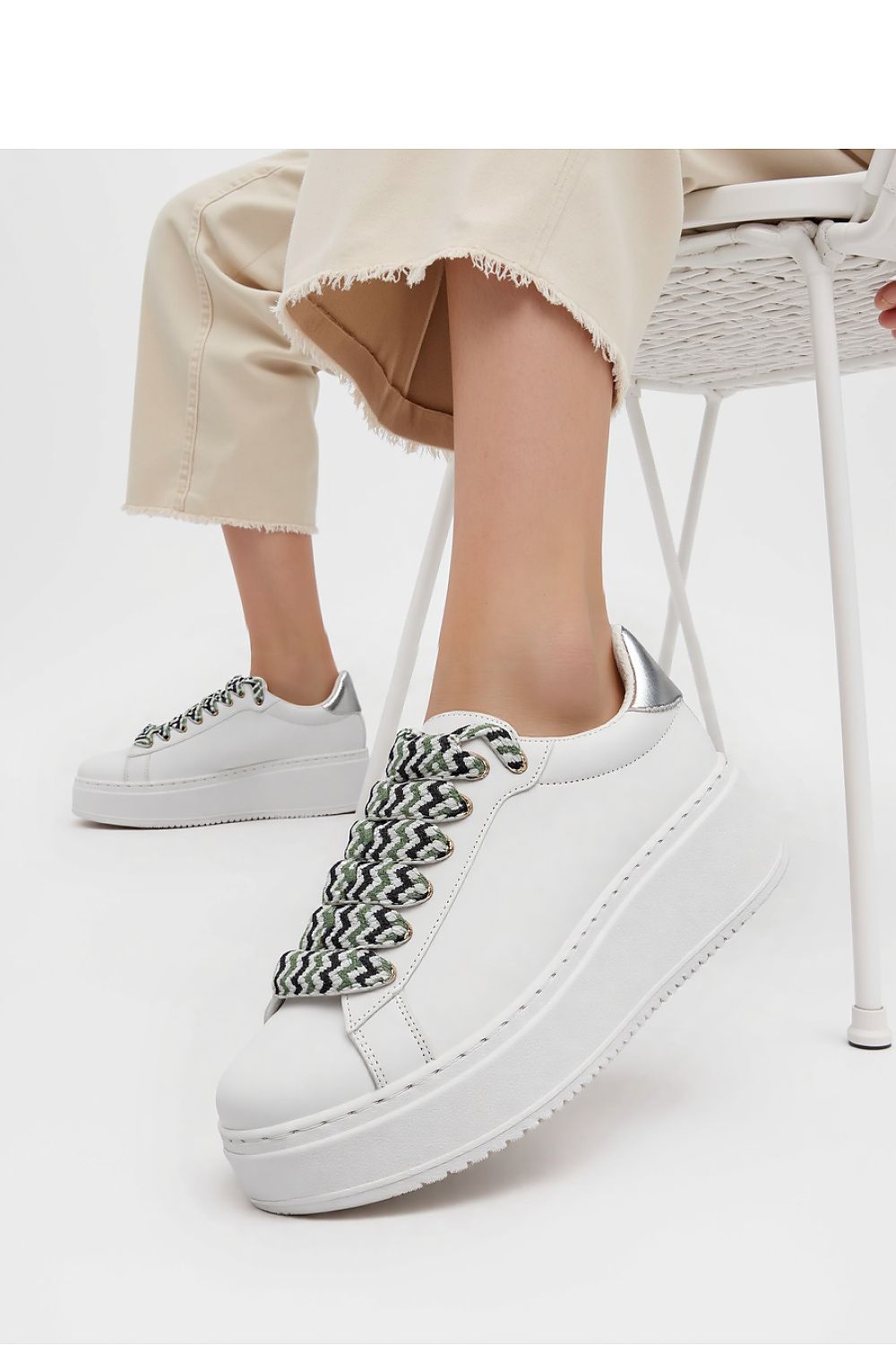  Športová obuv model 210229 Inello 