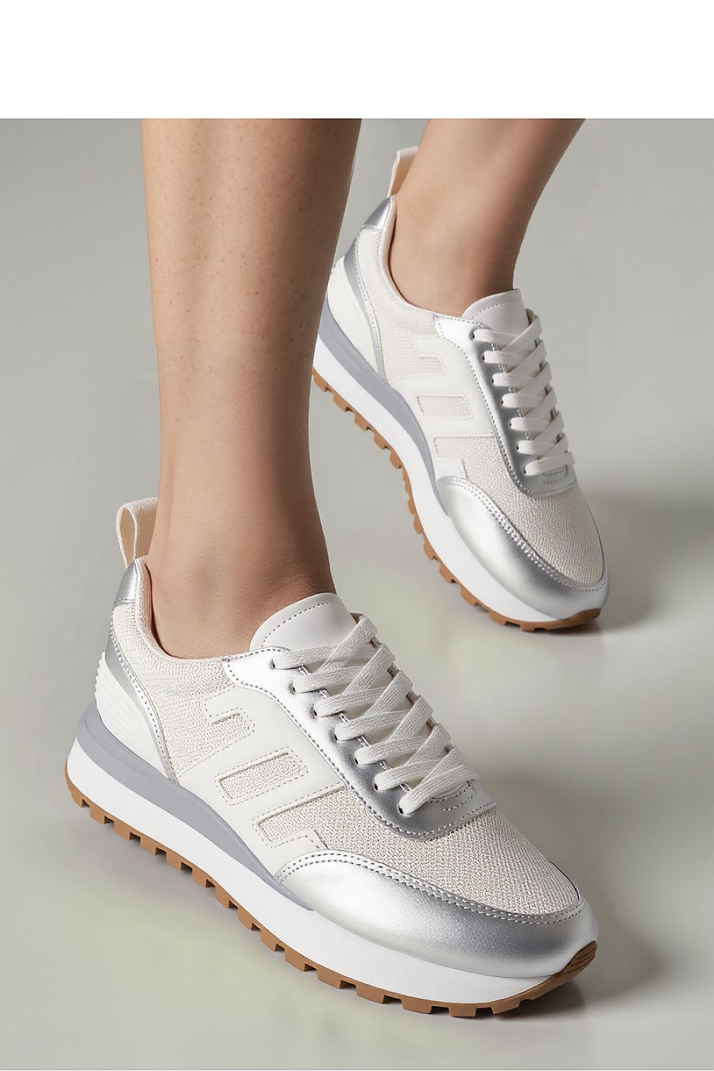  Športová obuv model 210250 Inello 