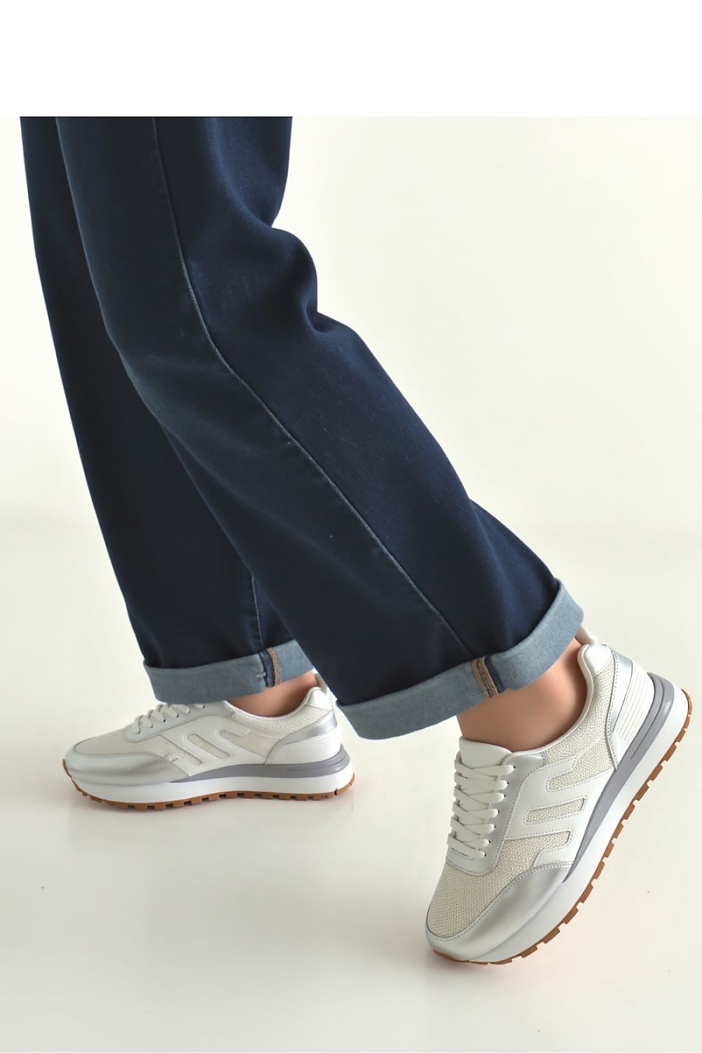  Športová obuv model 210250 Inello 