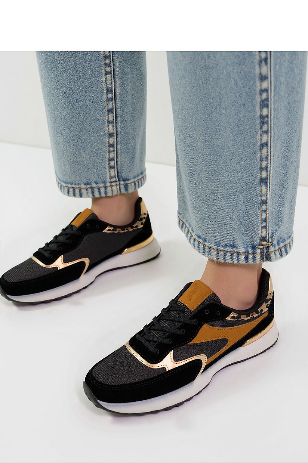  Športová obuv model 210276 Inello 