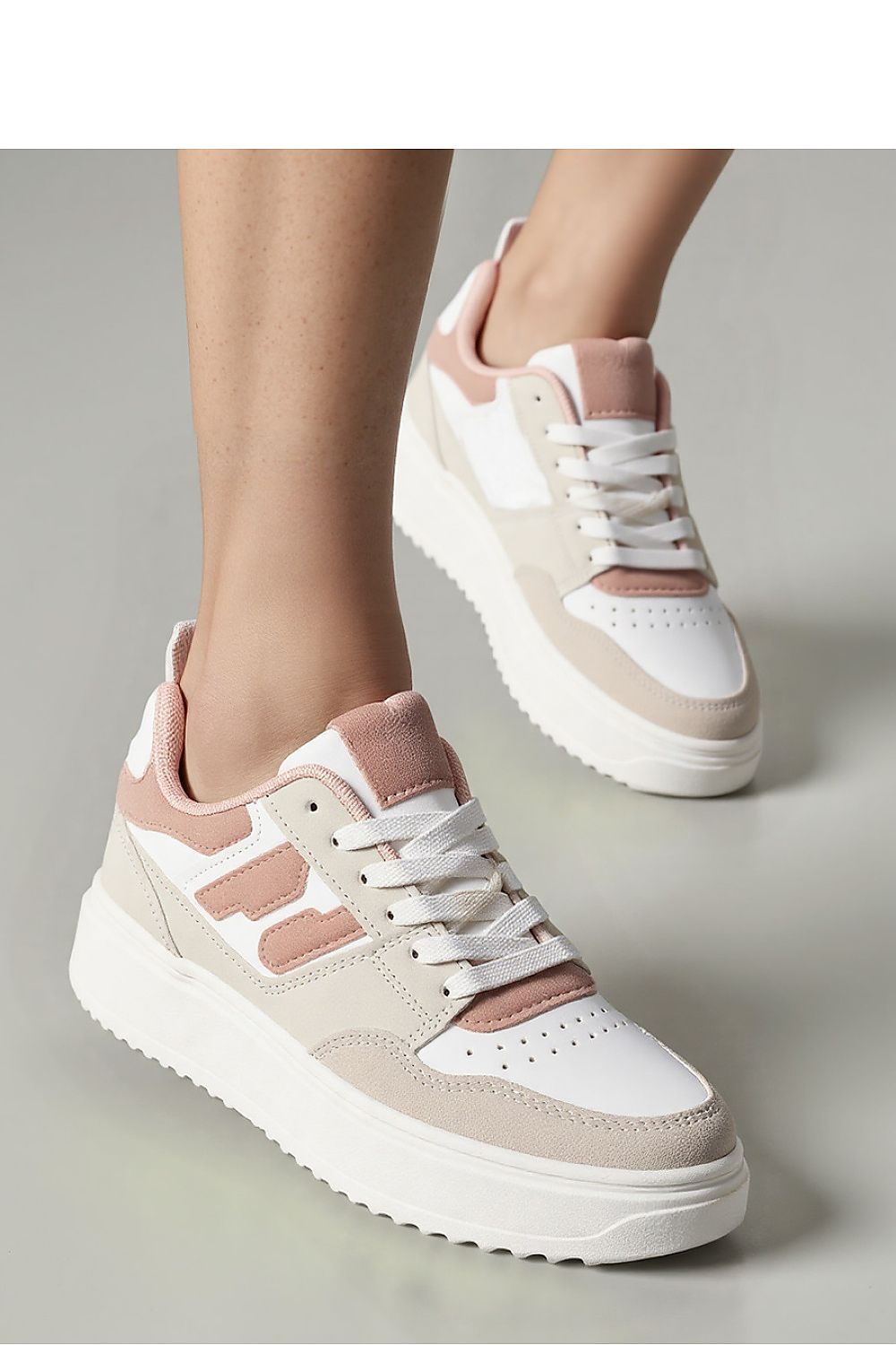  Športová obuv model 210278 Inello 