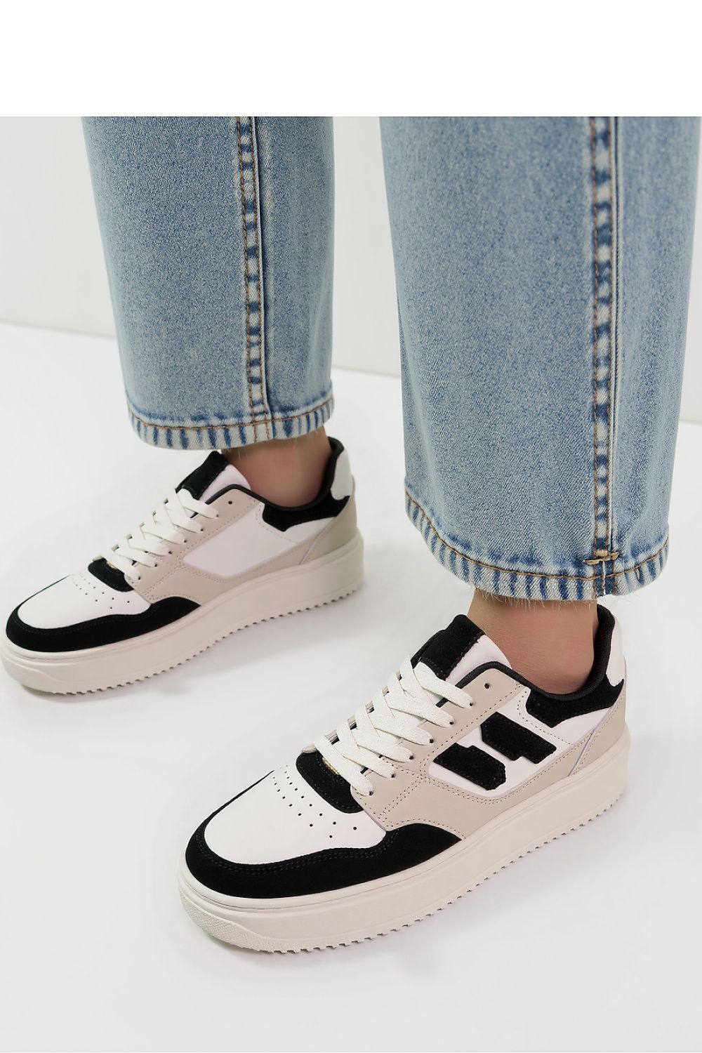  Športová obuv model 210279 Inello 