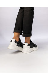  Športová obuv model 210378 Inello 