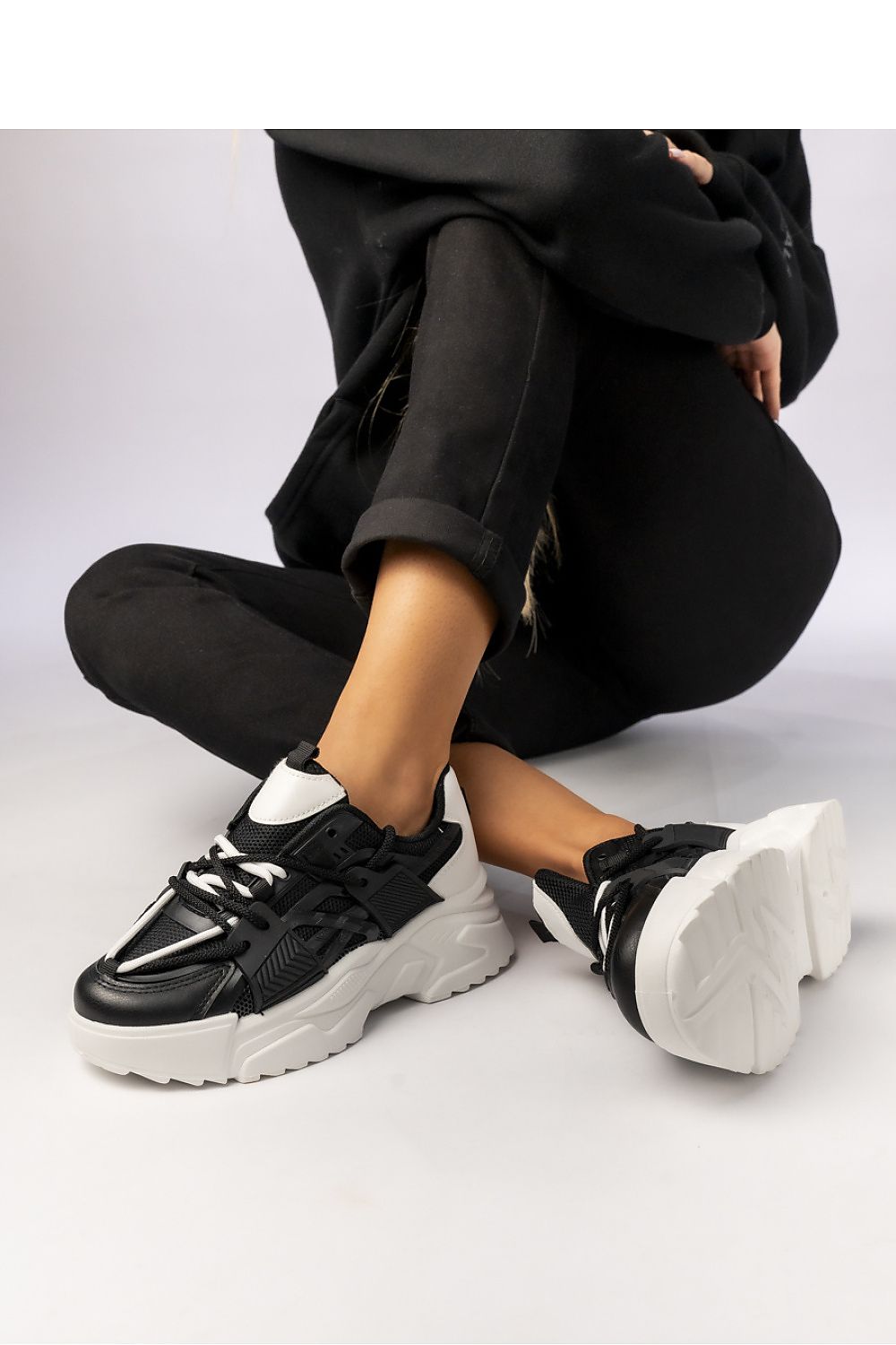  Športová obuv model 210378 Inello 