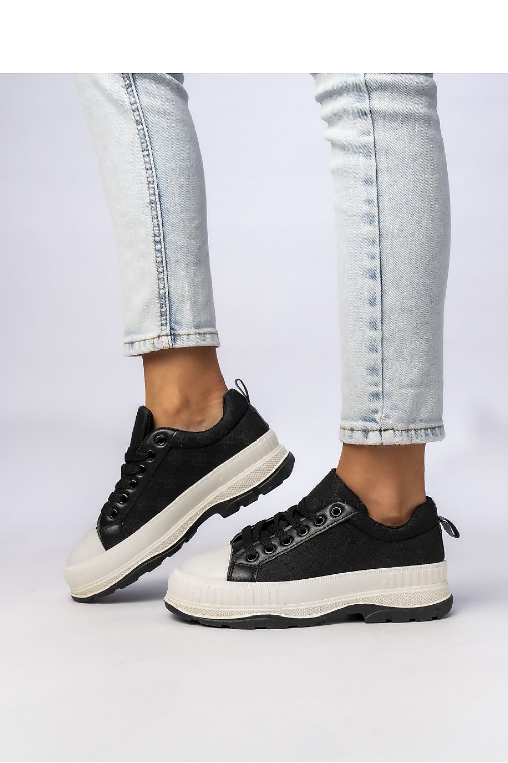  Športová obuv model 210574 Inello 