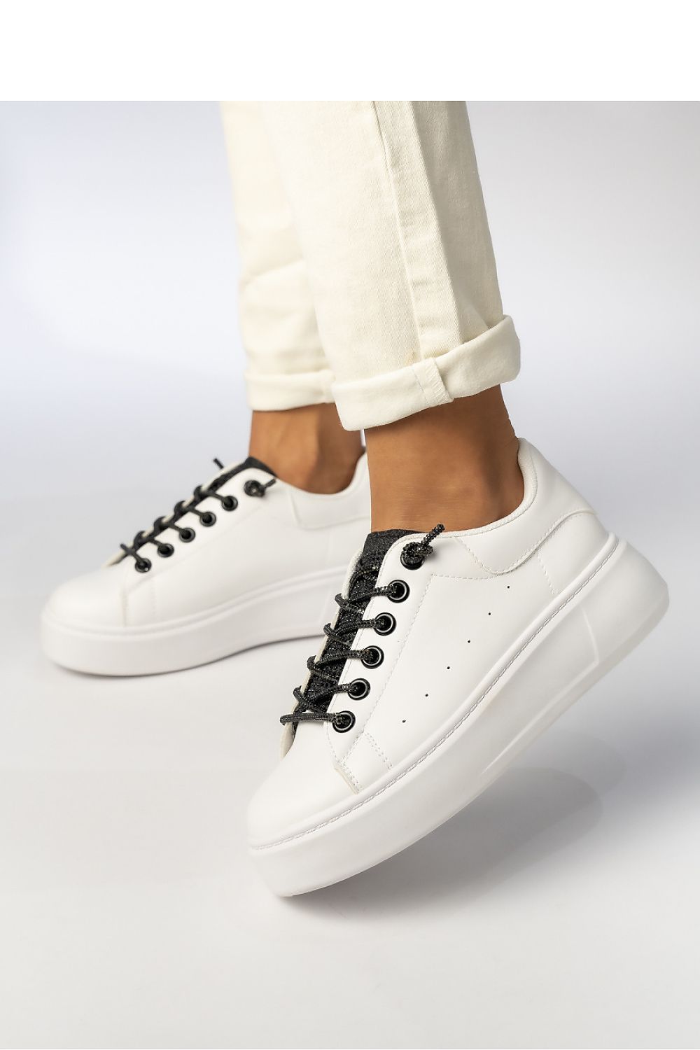  Športová obuv model 210582 Inello 