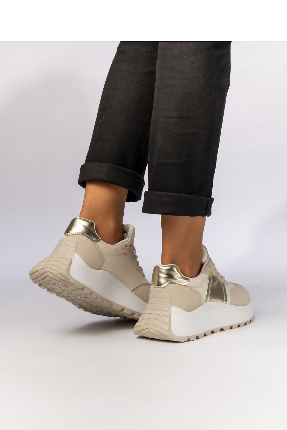  Športová obuv model 210597 Inello 