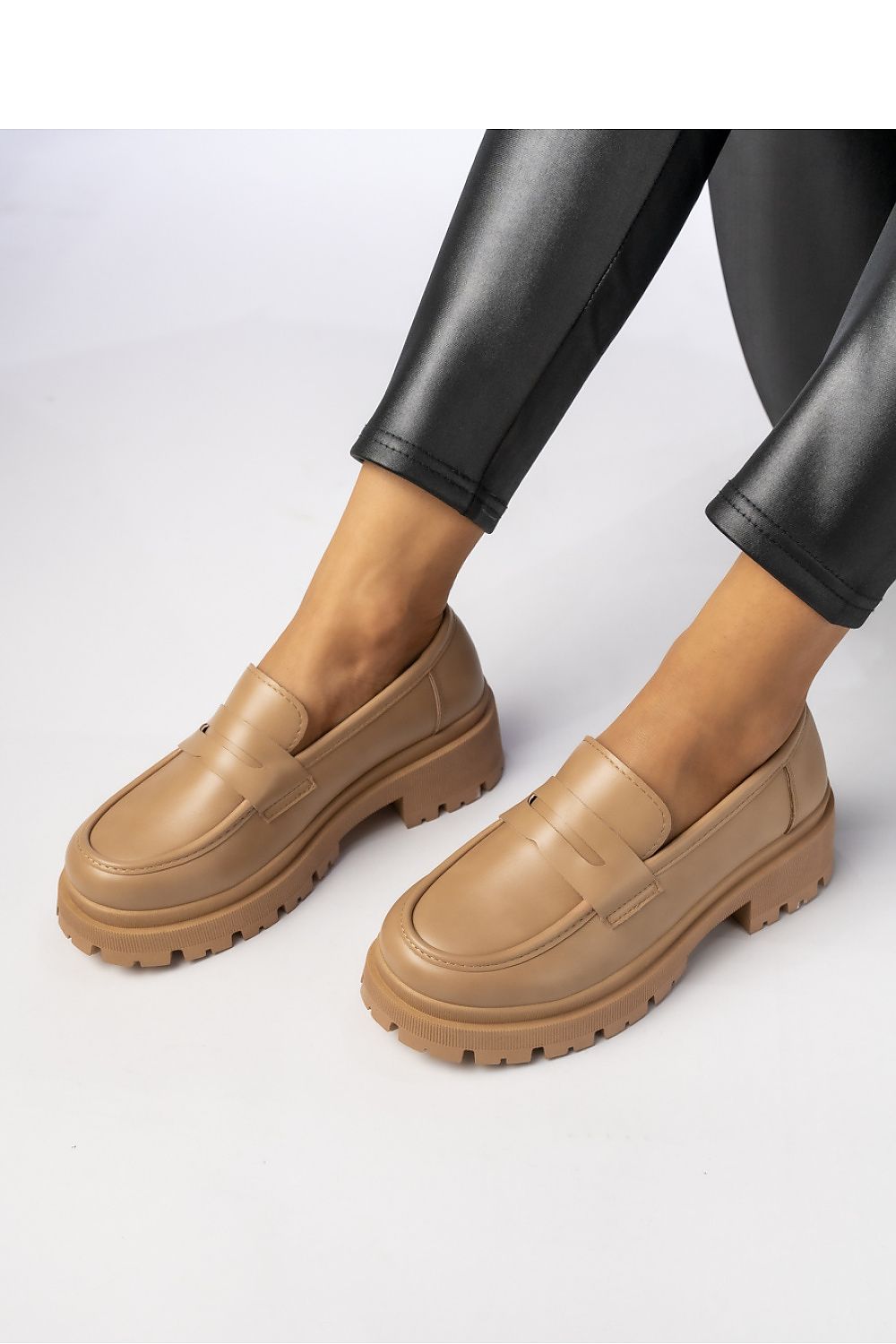  Mokasíny model 210612 Inello 