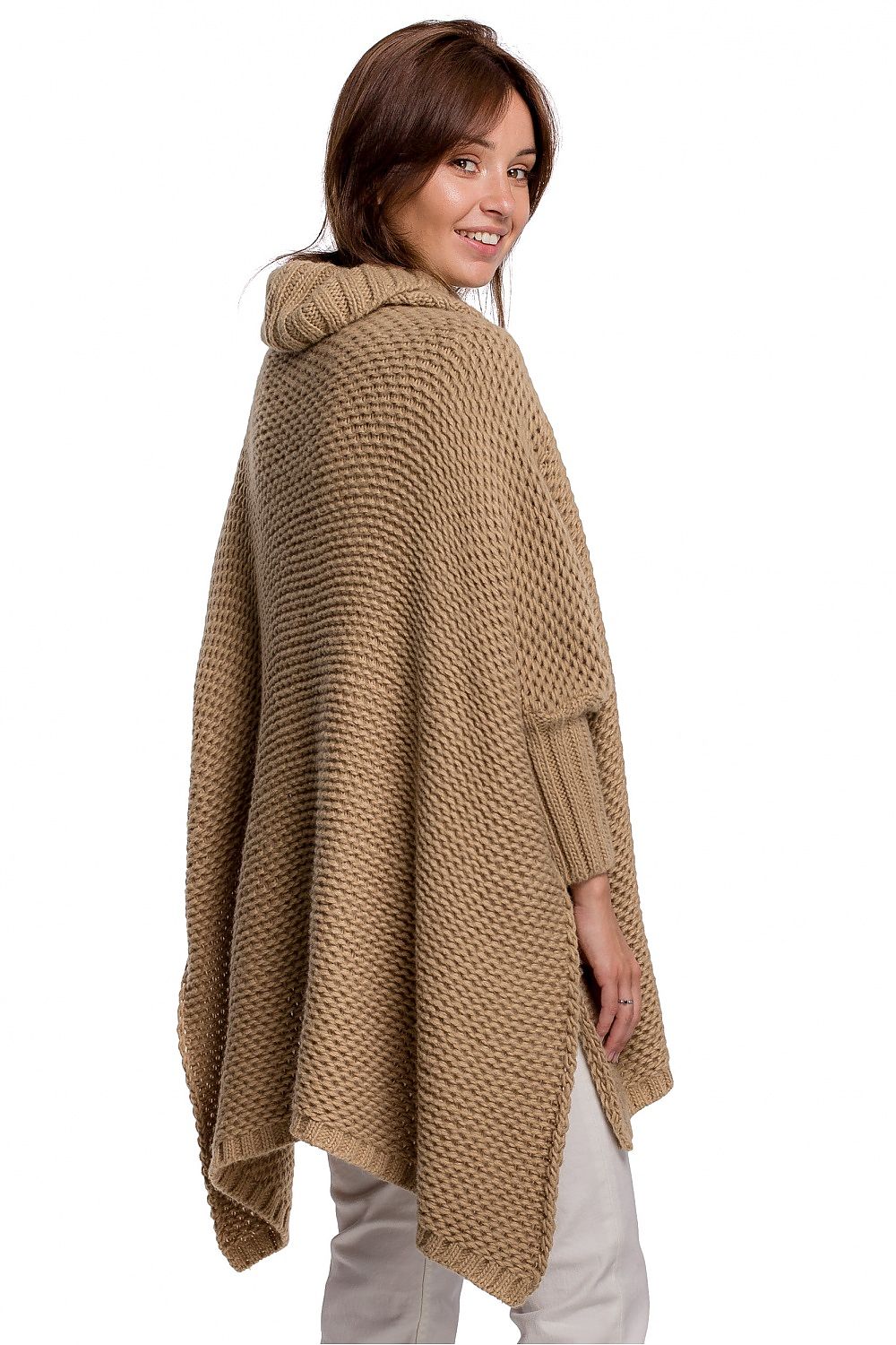  Pončo model 148264 BE Knit 