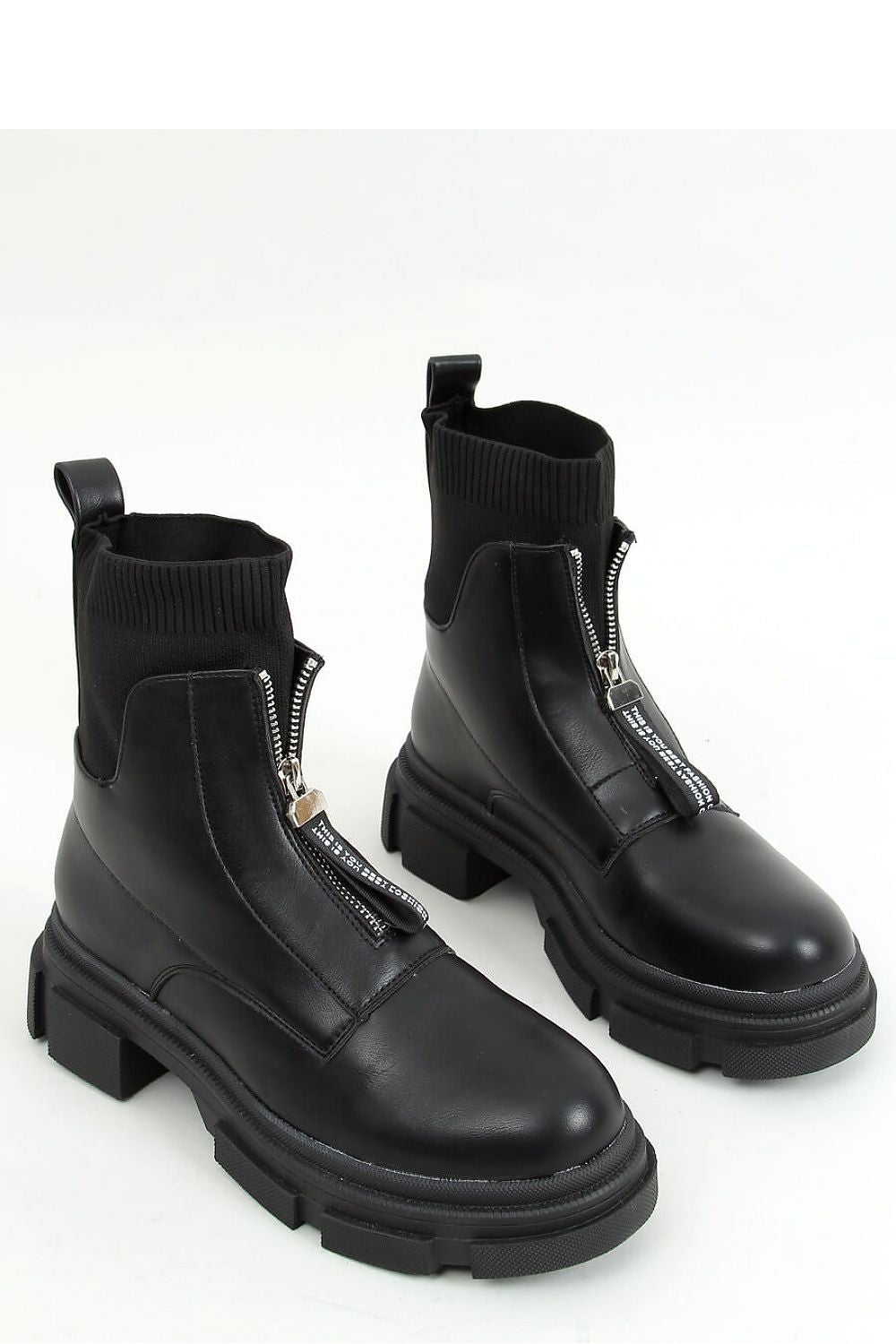  Topánky model 157731 Inello 