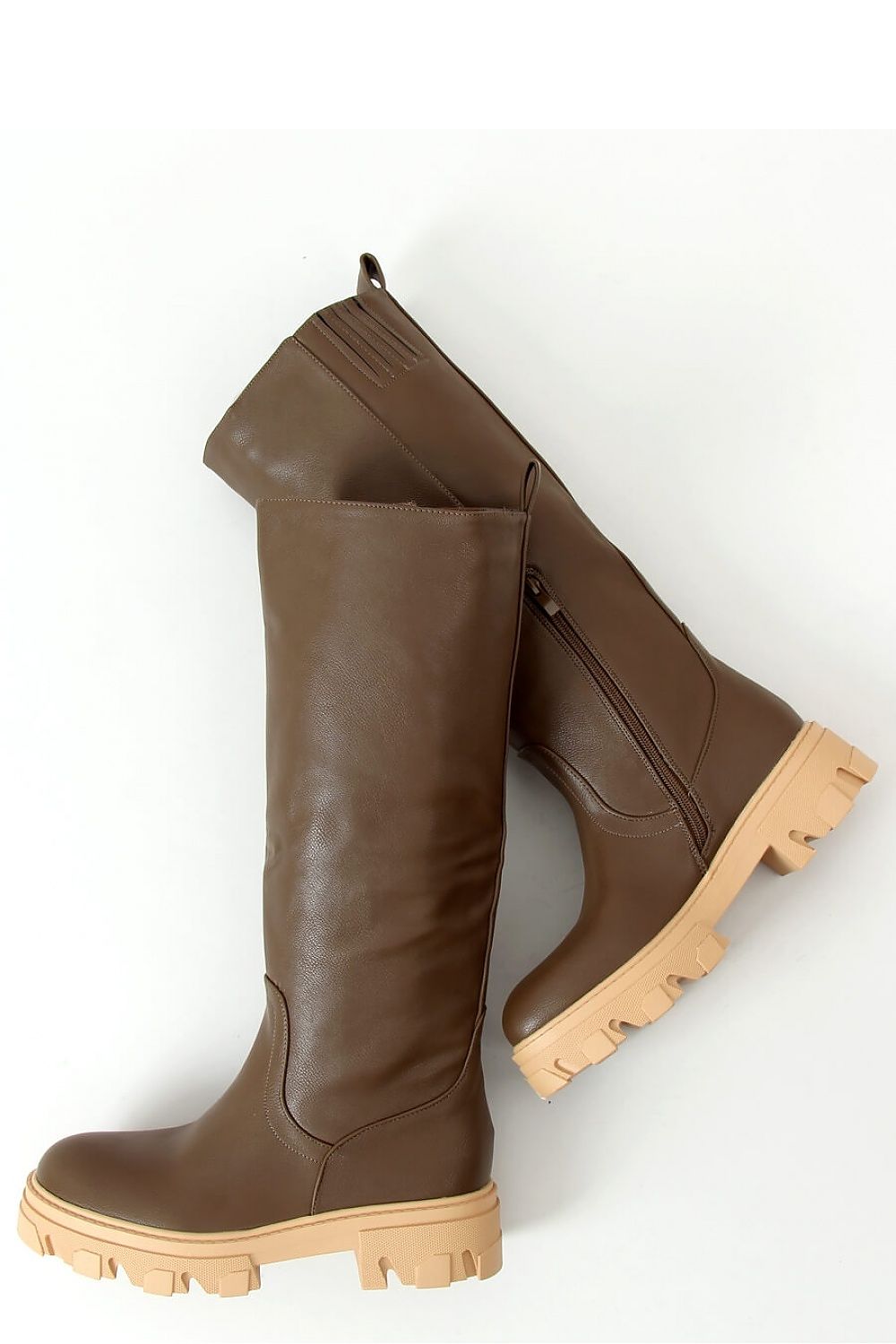  Čižmy model 157779 Inello 