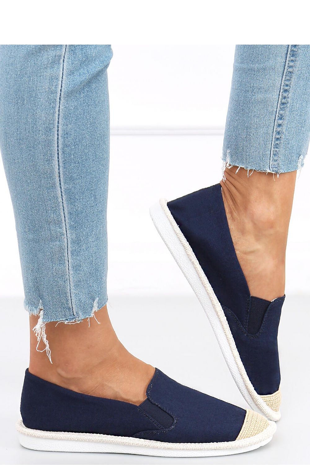  Espadrilky model 163316 Inello 