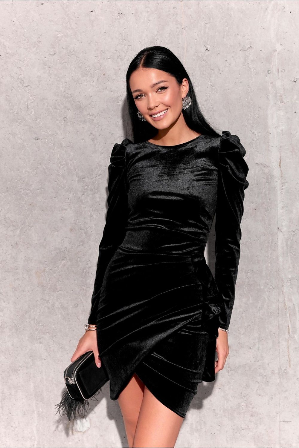  Krátke šaty model 186650 Roco Fashion 