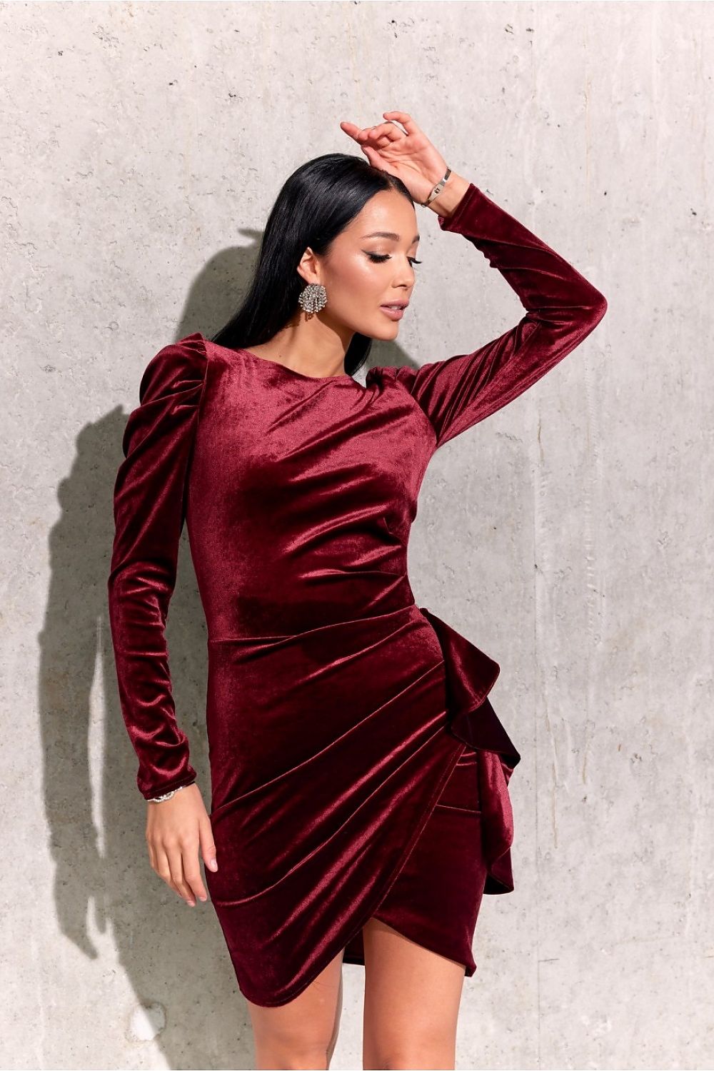  Krátke šaty model 186651 Roco Fashion 